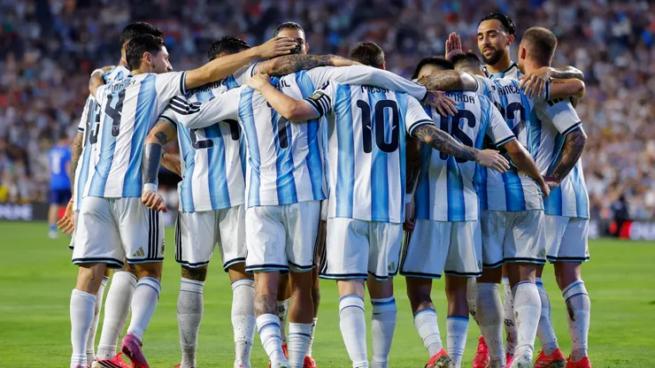 Argentina se mide ante Argelia en Kansas City.