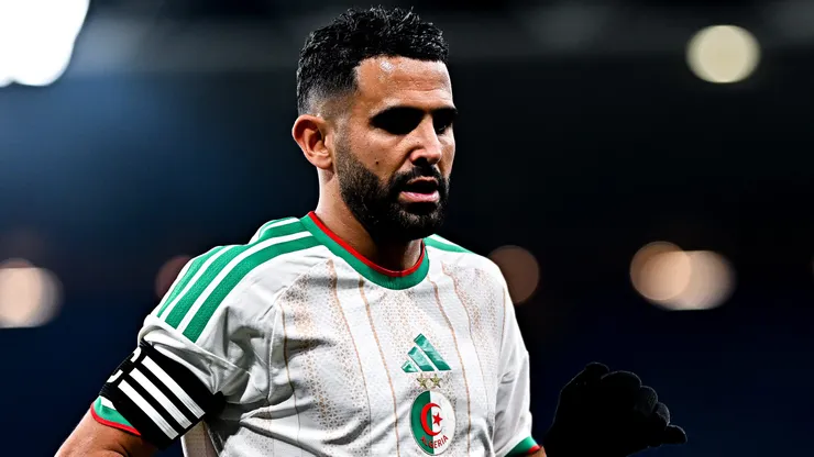 Riyad Mahrez no sale de titular esta tarde.