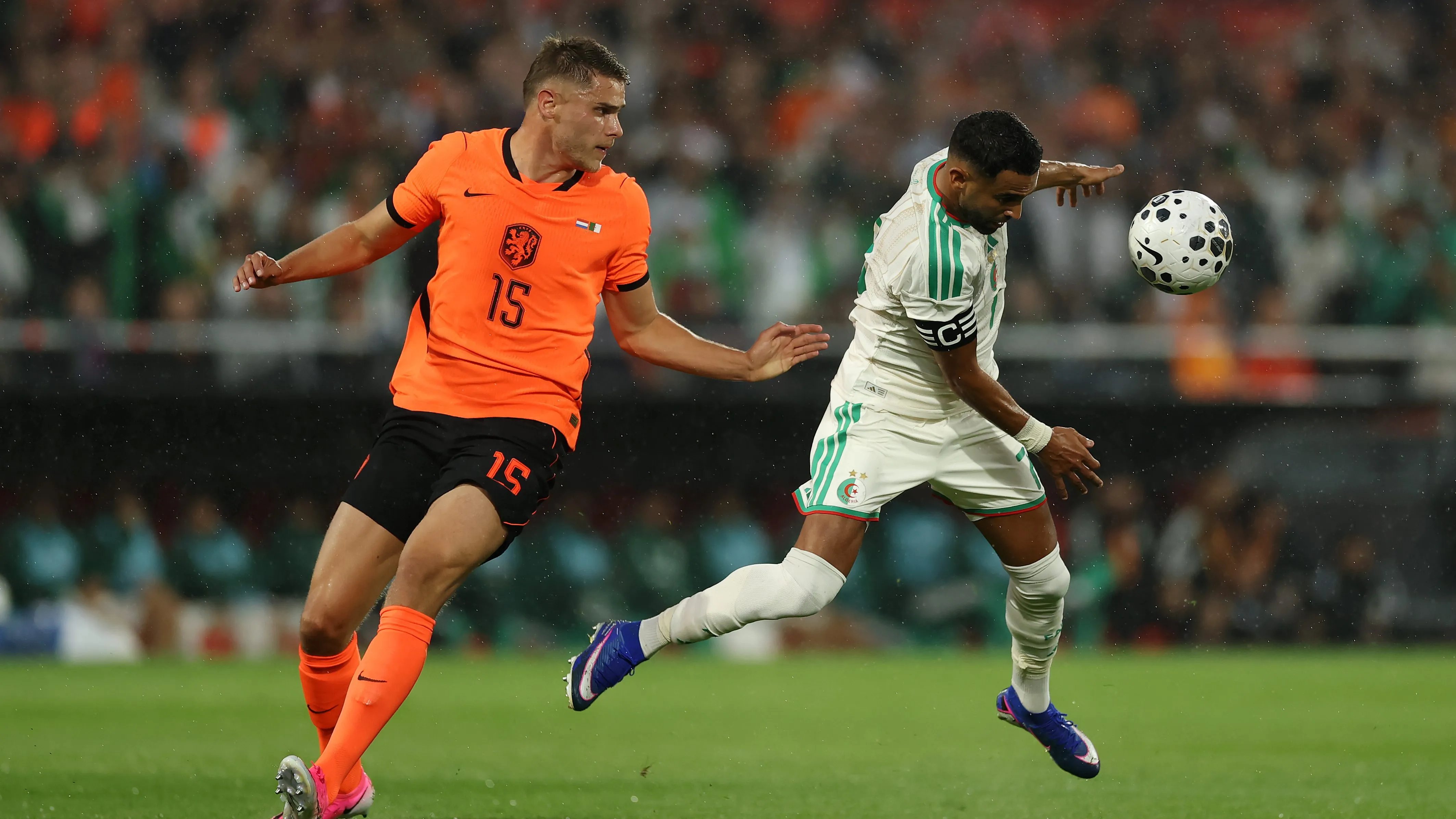 Mahrez no brilló en la preparación y deberá esperar [Foto: Getty]