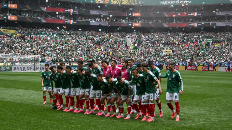 México vuelve al Azteca para un partidazo.