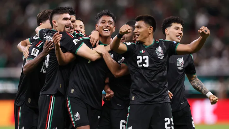 México celebró en casa y sacó pasaje a la fase final.