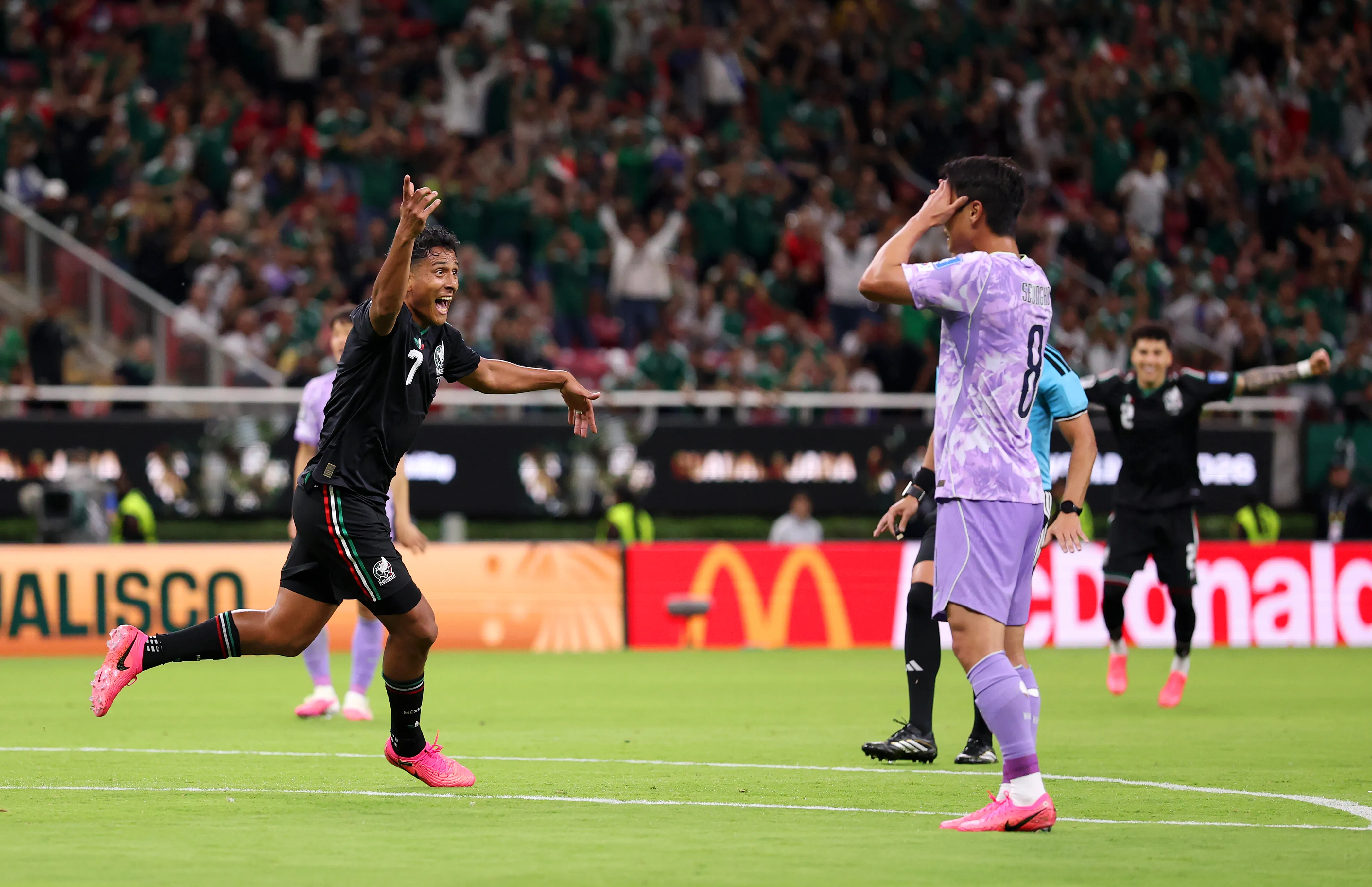 Por Romo, México está en dieciseisavos [Foto: Getty]