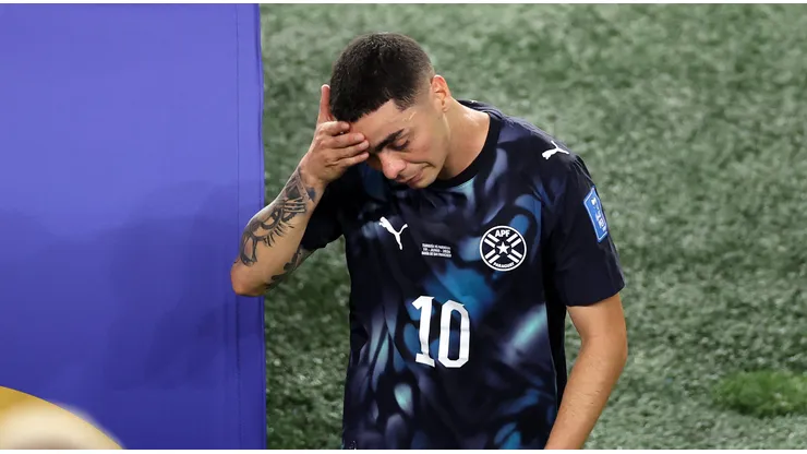 Miguel Almirón se retiró entre lágrimas.