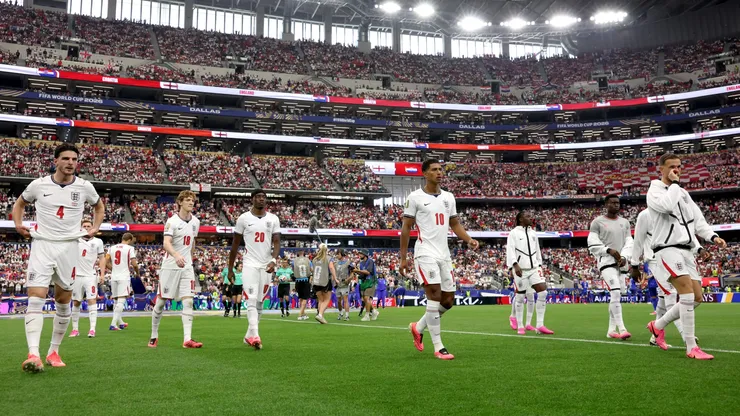 Inglaterra va por su clasificación en el Mundial 2026.