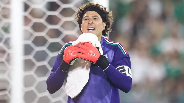 ¿Guillermo Ochoa no jugará por lesión?