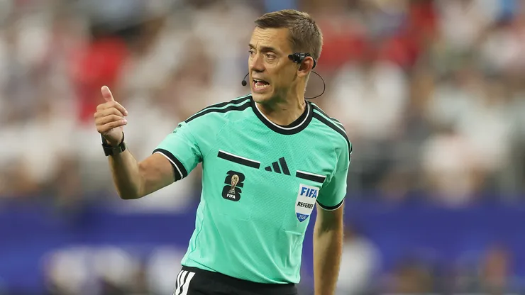 Clement Turpin será el árbitro para el duelo entre Paraguay y Australia por el Mundial 2026