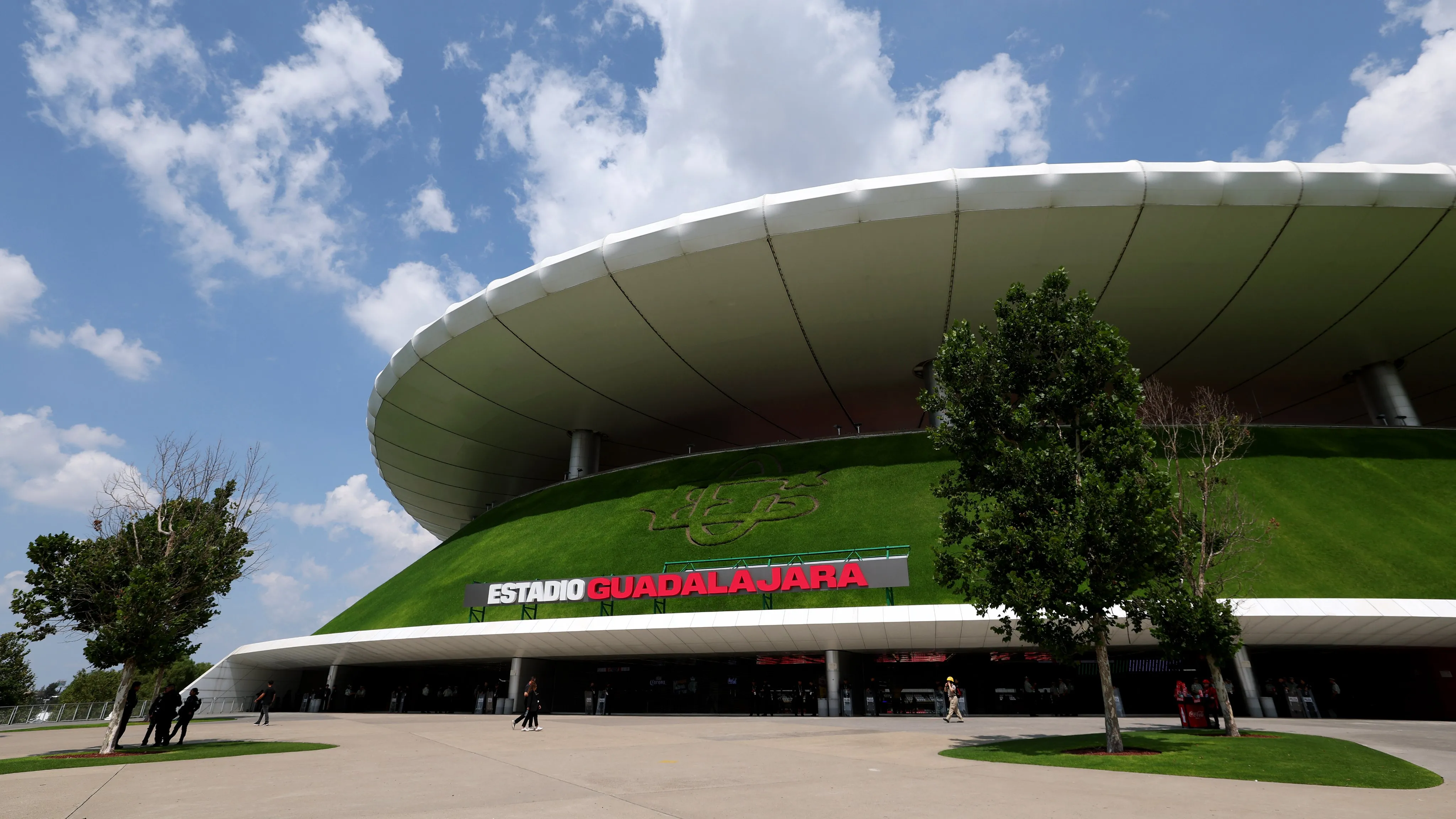 El Akron y su particular estilo externo verdoso [foto: Getty]