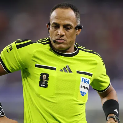 Quién es Ismail Elfath, el árbitro de Uruguay vs. España en el Mundial 2026