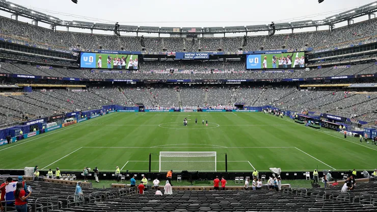Francia y Suecia juegan en este estadio
