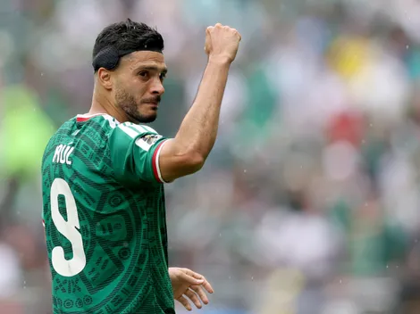 ¿Por qué Raúl Jiménez juega con una banda protectora en México vs. Ecuador?