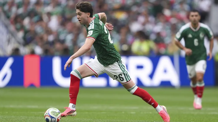 Por qué no juega Brian Gutiérrez el México vs Ecuador