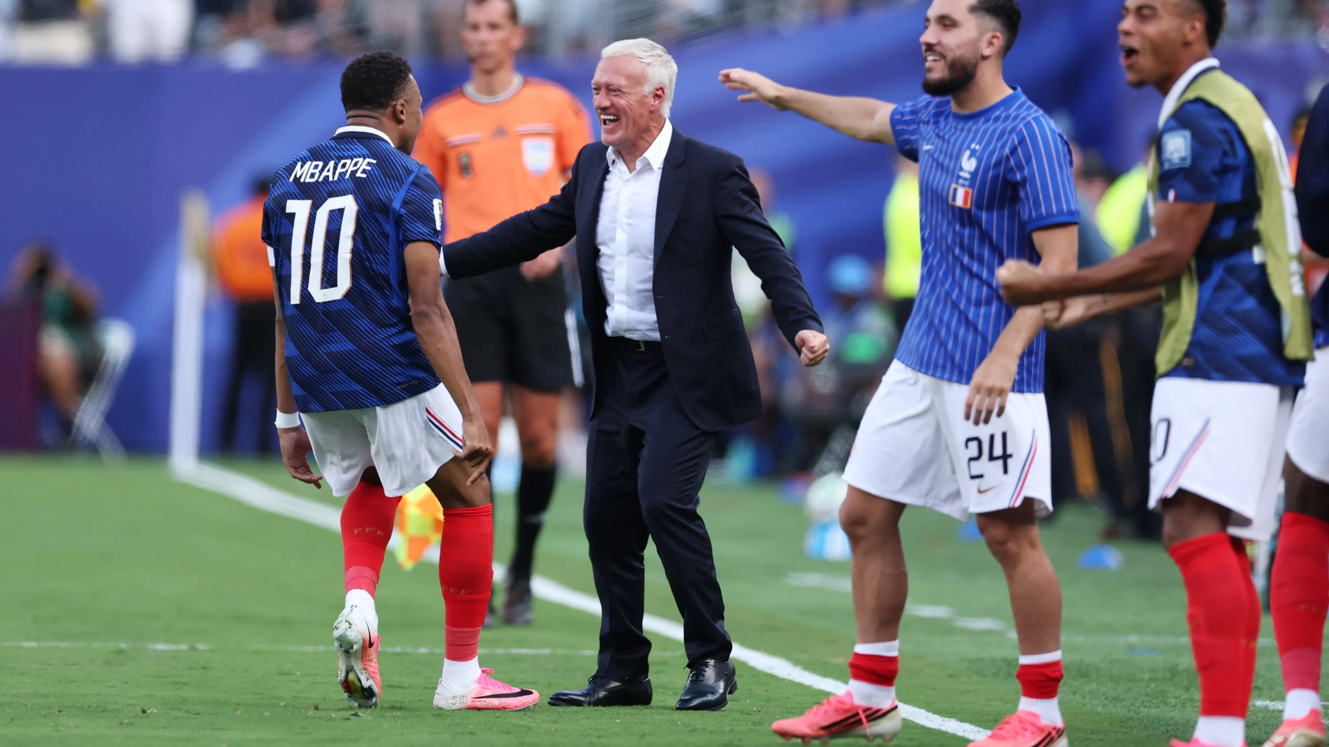 Mbappé anotó y se lo dedicó á su técnico [foto: Getty]
