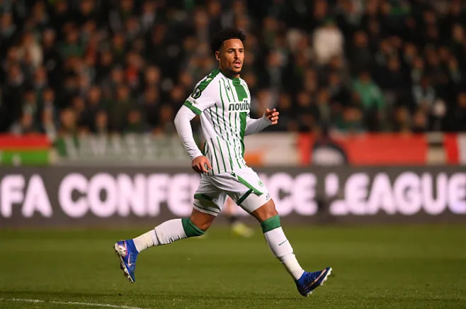 Ryan Mmaee viene de ser figura en el futbol de Chipre. [Foto: Getty Images]