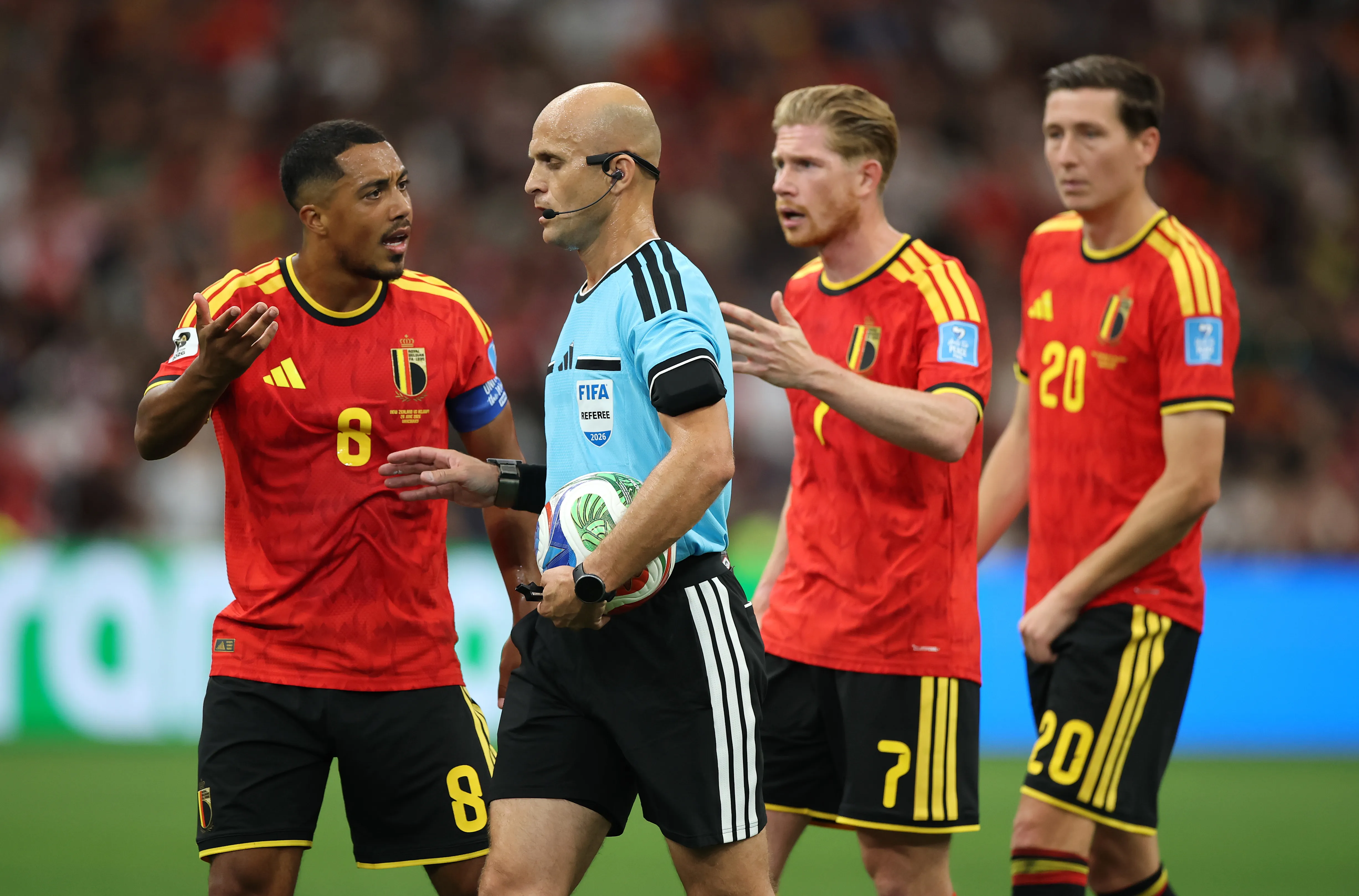 Adham Makhadmeh ya mostró cuatro amarillas en el Mundial 2026 (Getty Images)