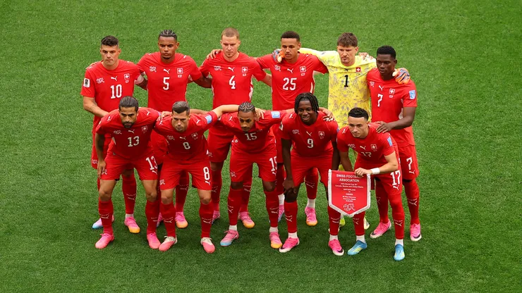Suiza se juega el respeto europeo ante Argelia.