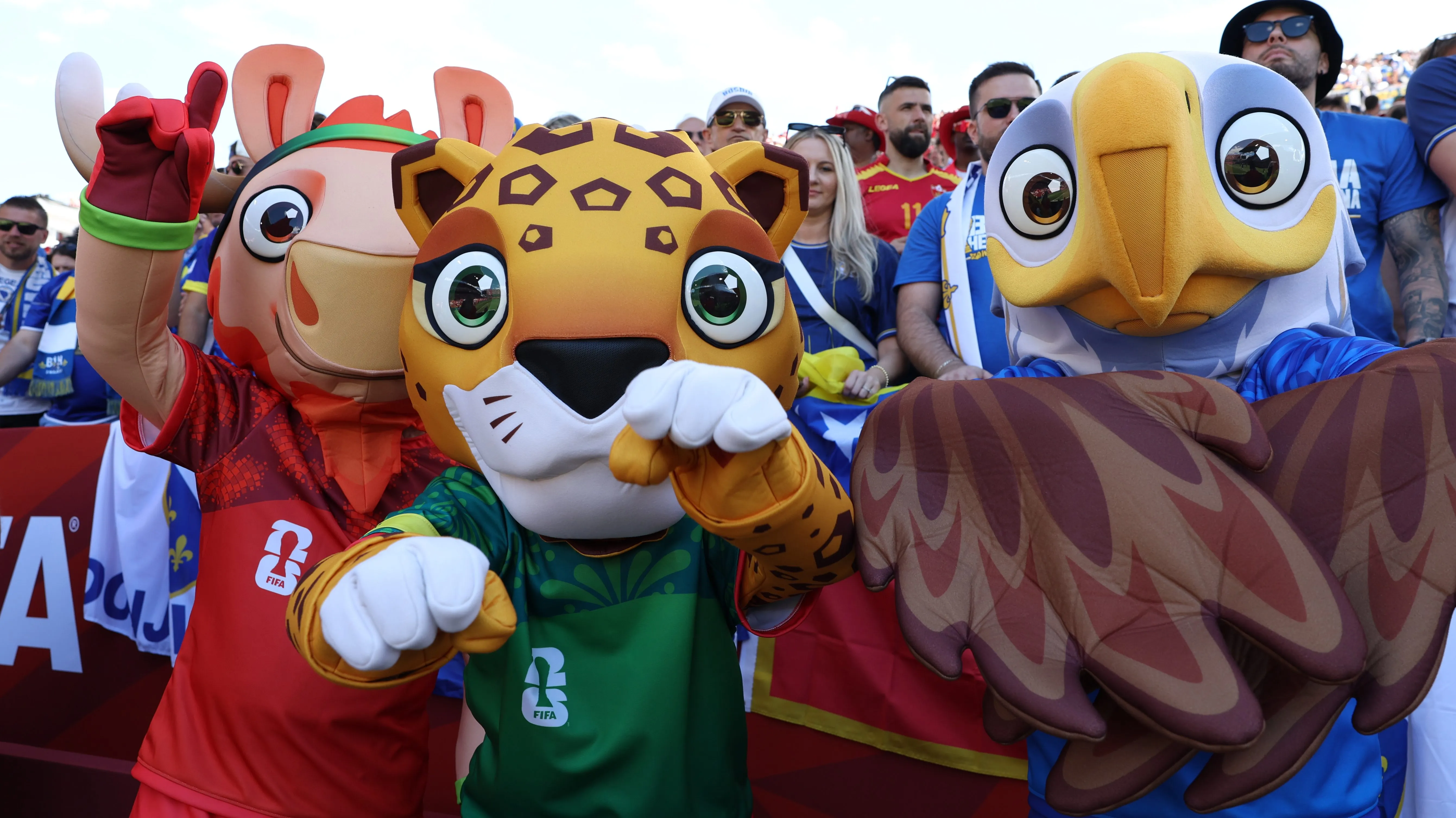 Los anfitriones y sus mascotas van por los cuartos [Foto: Getty]