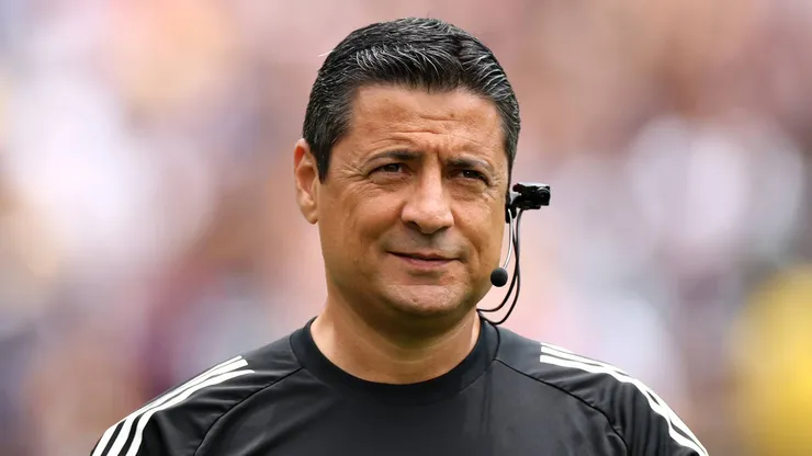 El árbitro de México frente a Inglaterra