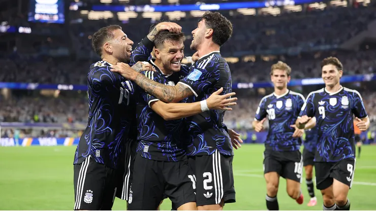 Argentina busca la clasificación a octavos de final.
