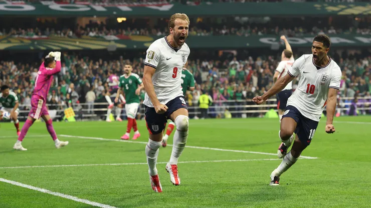 Harry Kane celebra su gol contra México