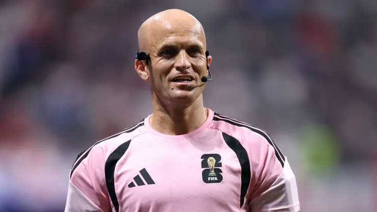 Adham Mohammad Tumah Makhadmeh dirigirá Estados Unidos vs. Bélgica.