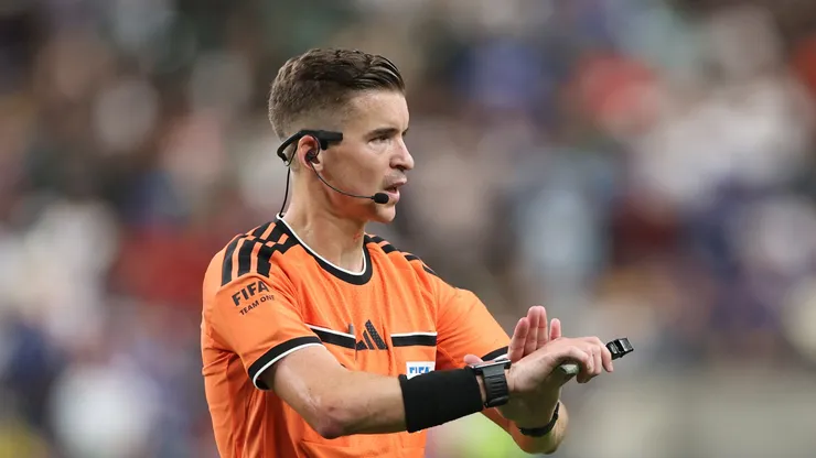 François Letexier dirigirá Argentina vs. Egipto.