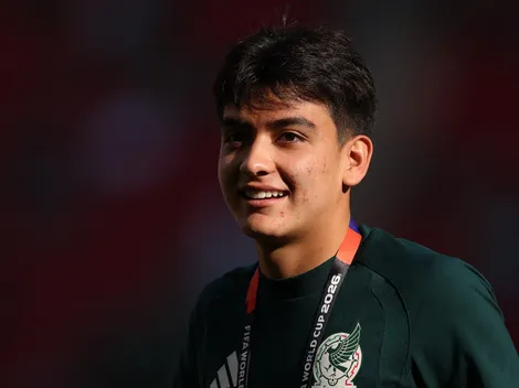 Gil Mora: del Mundial a su graduación de la preparatoria