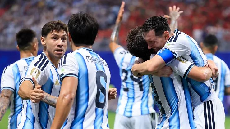 Argentina es acusada de recibir ayuda para avanzar en la Copa del Mundo