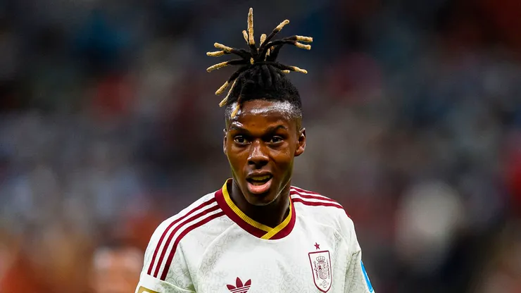 Nico Williams no jugará de titular ante Bélgica