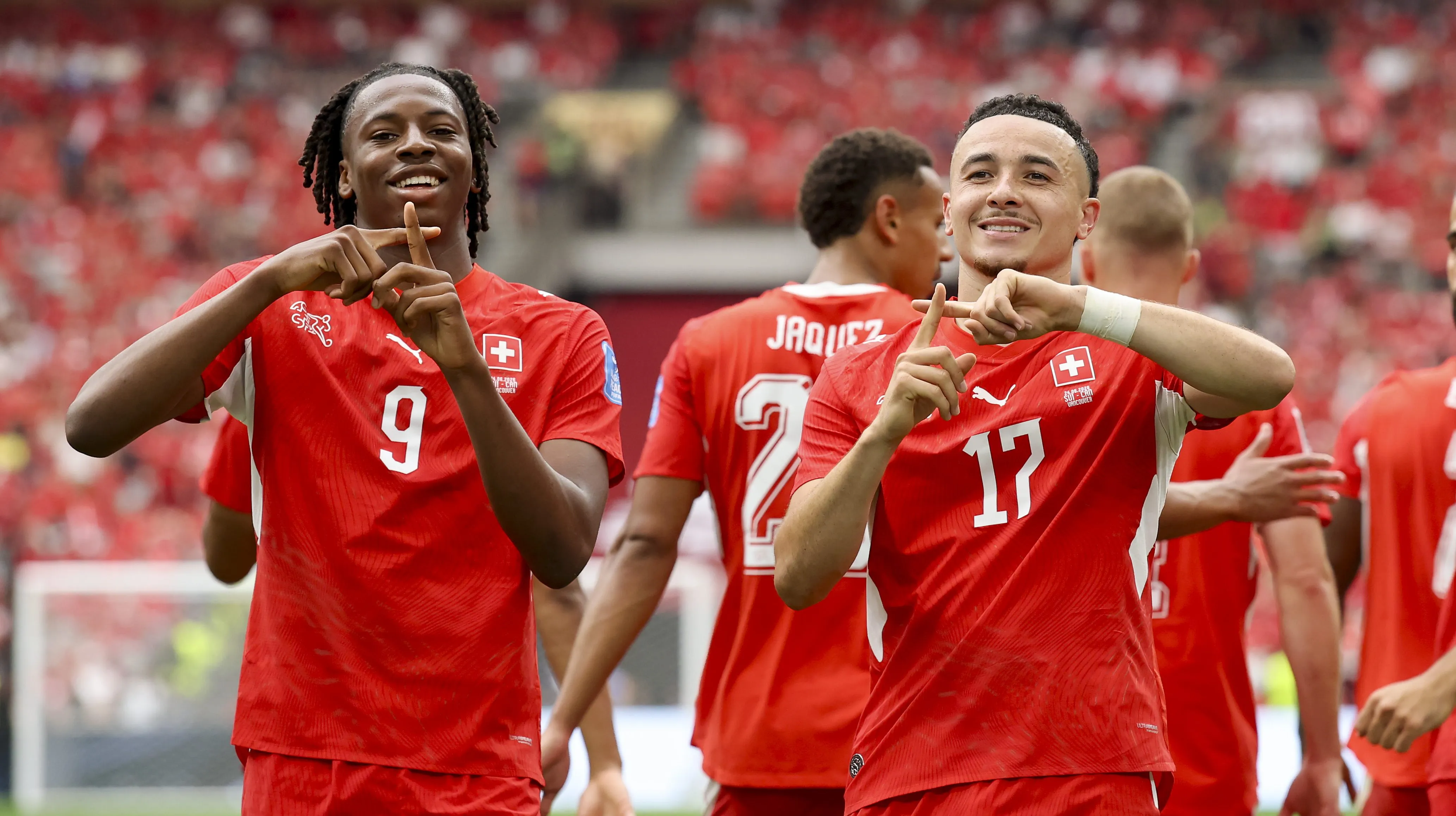 Ni Manzambi ni Vargas están en el once inicial [Foto: Getty]