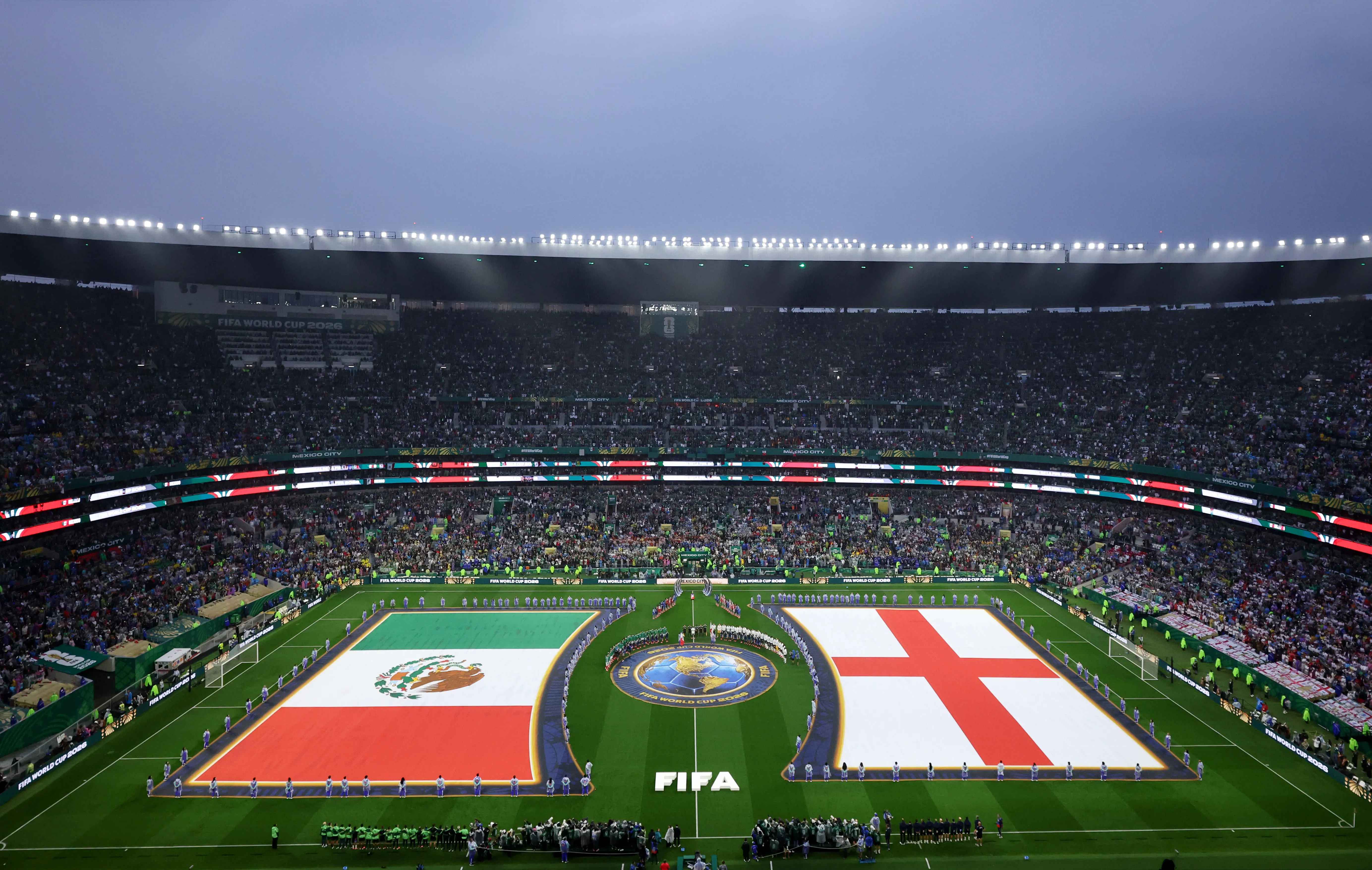 México e Inglaterra en el Estadio Azteca (Getty Images)