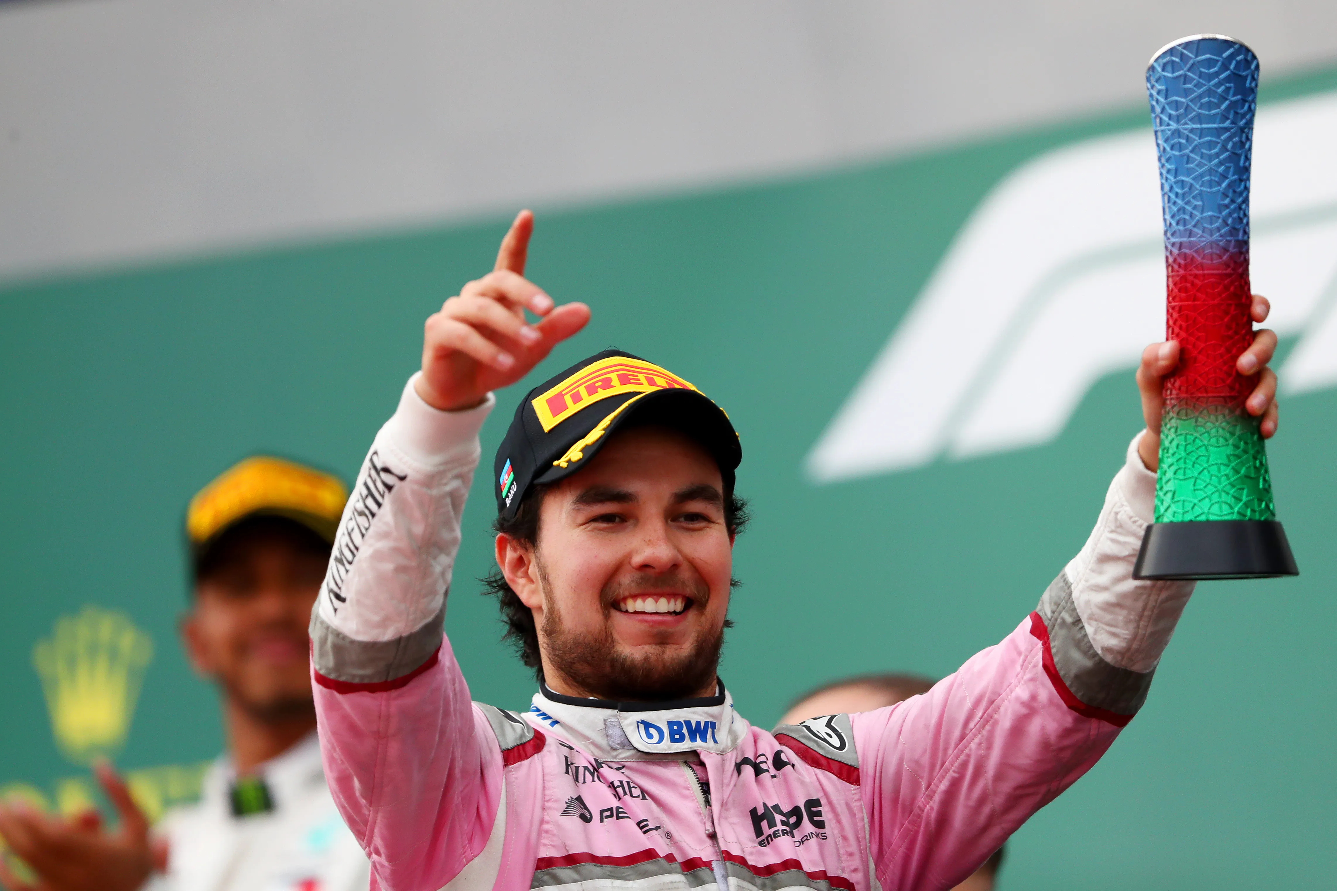 Checo Pérez en el podio de Bakú con Racing Point (Getty Images)