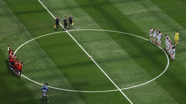 Hay un minuto de silencio en el partido entre Francia y España