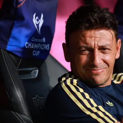 Ángel Villacampa rechazó a 3 grandes de Europa por el América Femenil