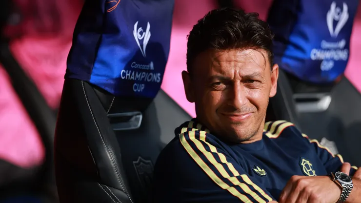 Ángel Villacampa rechazó a 3 grandes de Europa por el América Femenil