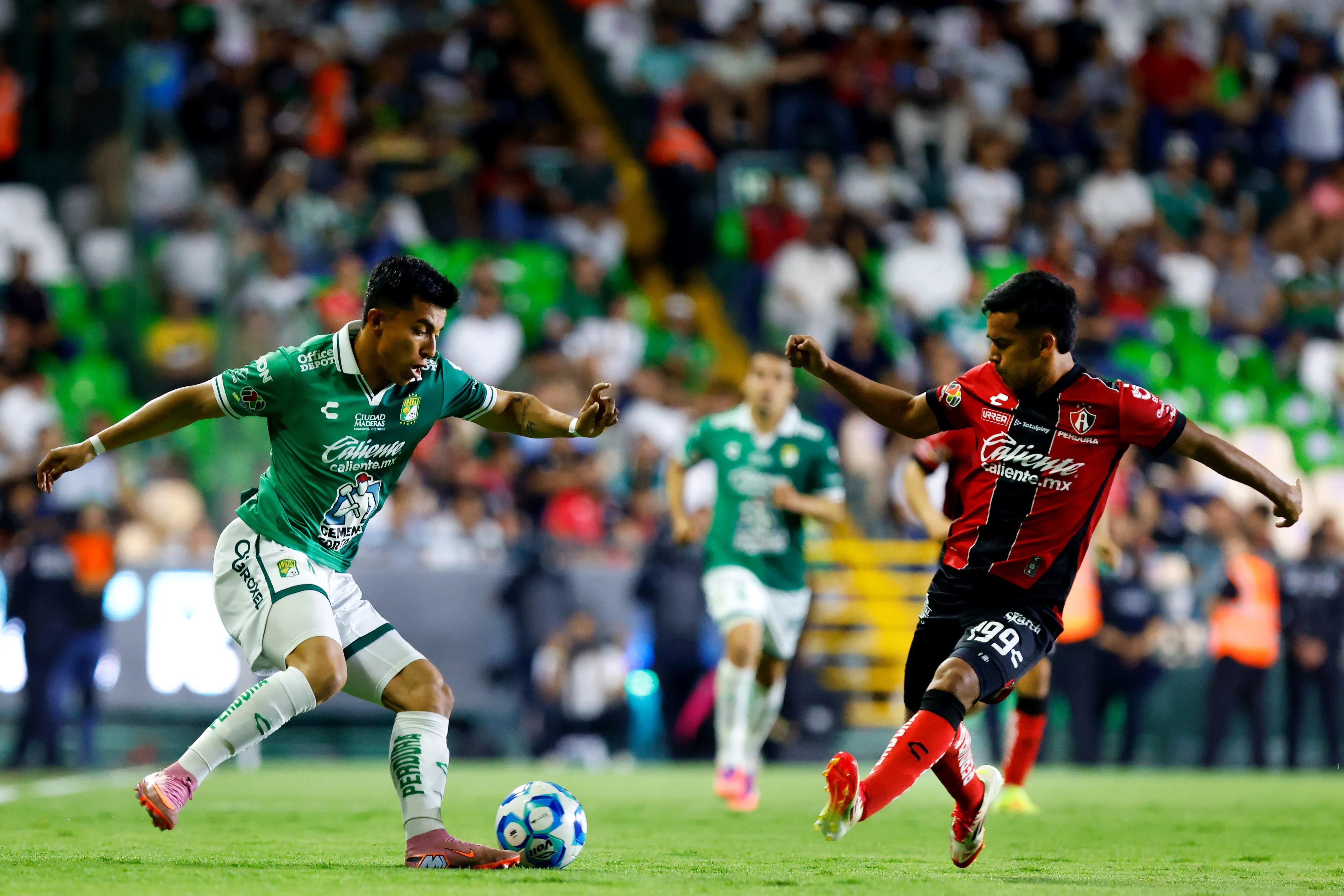 León y Atlas debutan en el Apertura 2026. [Foto: Getty Images]