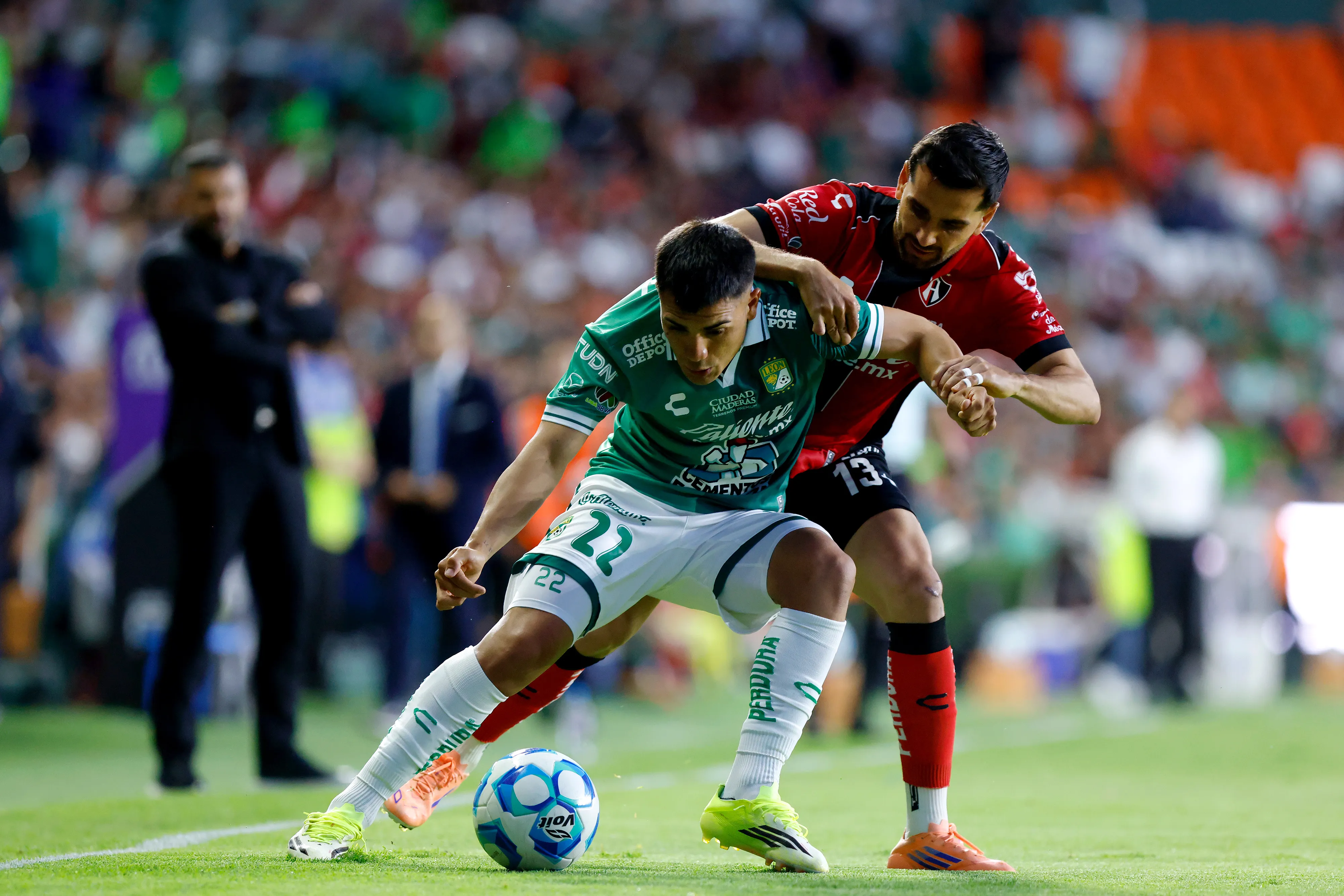 La Inteligencia Artificial da favorito a León sobre Atlas. [Foto: Getty Images]