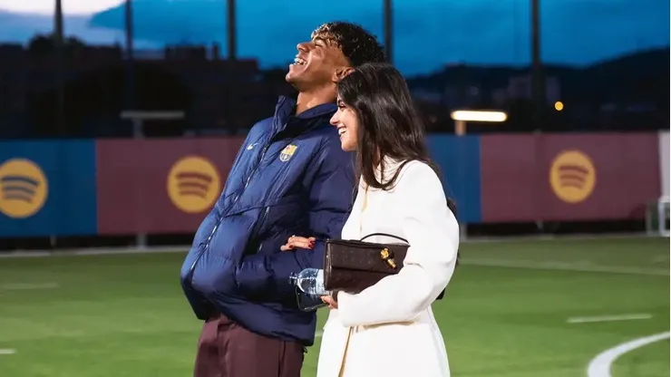 Lamine Yamal y su nueva pareja.