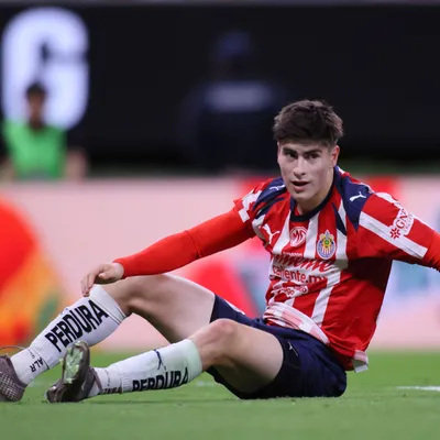 Las alineaciones del Chivas vs Toluca de la J1 en el AP26