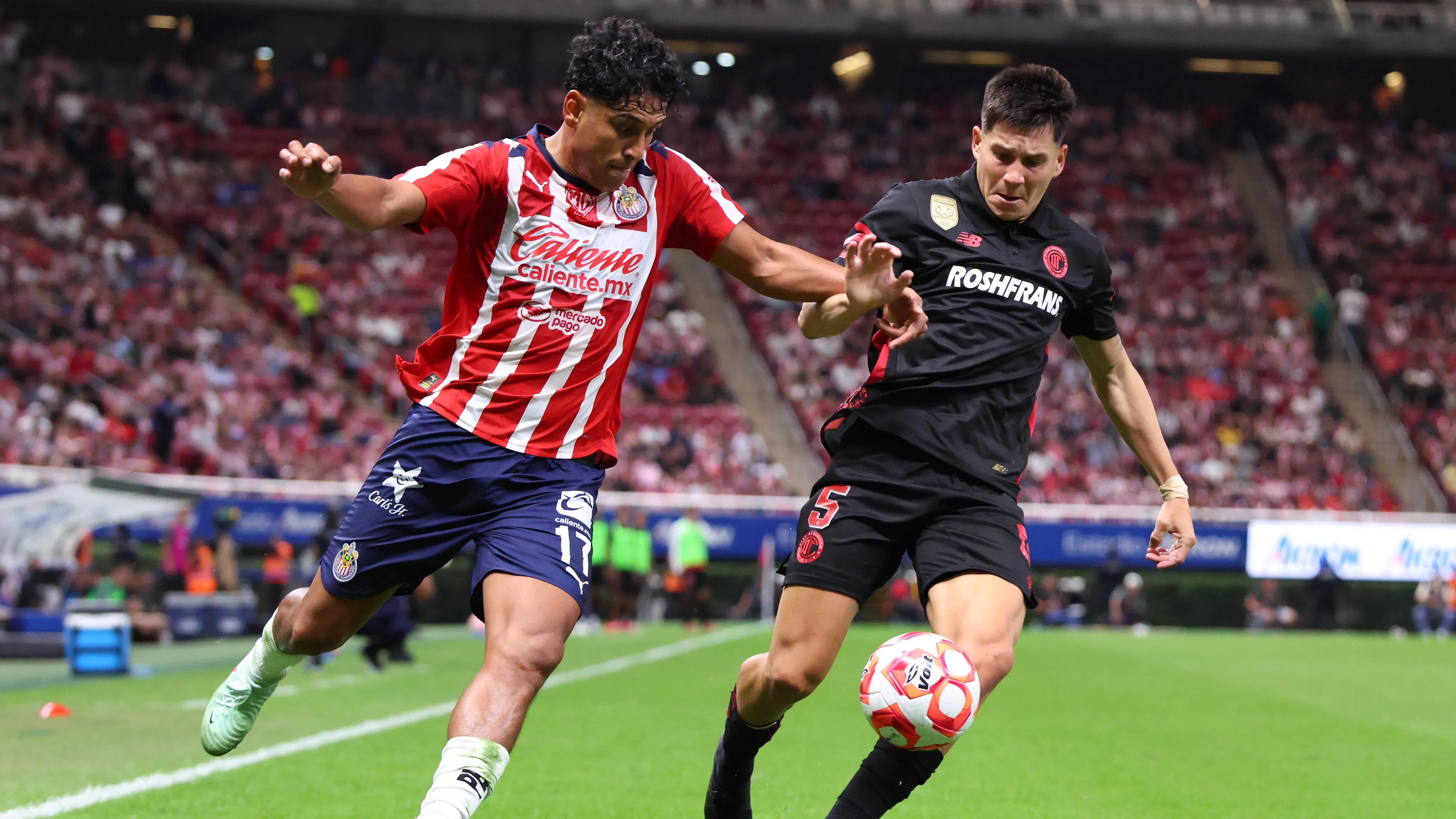 Chivas vs. Toluca, el plato fuerte del sábado [Foto: Getty]