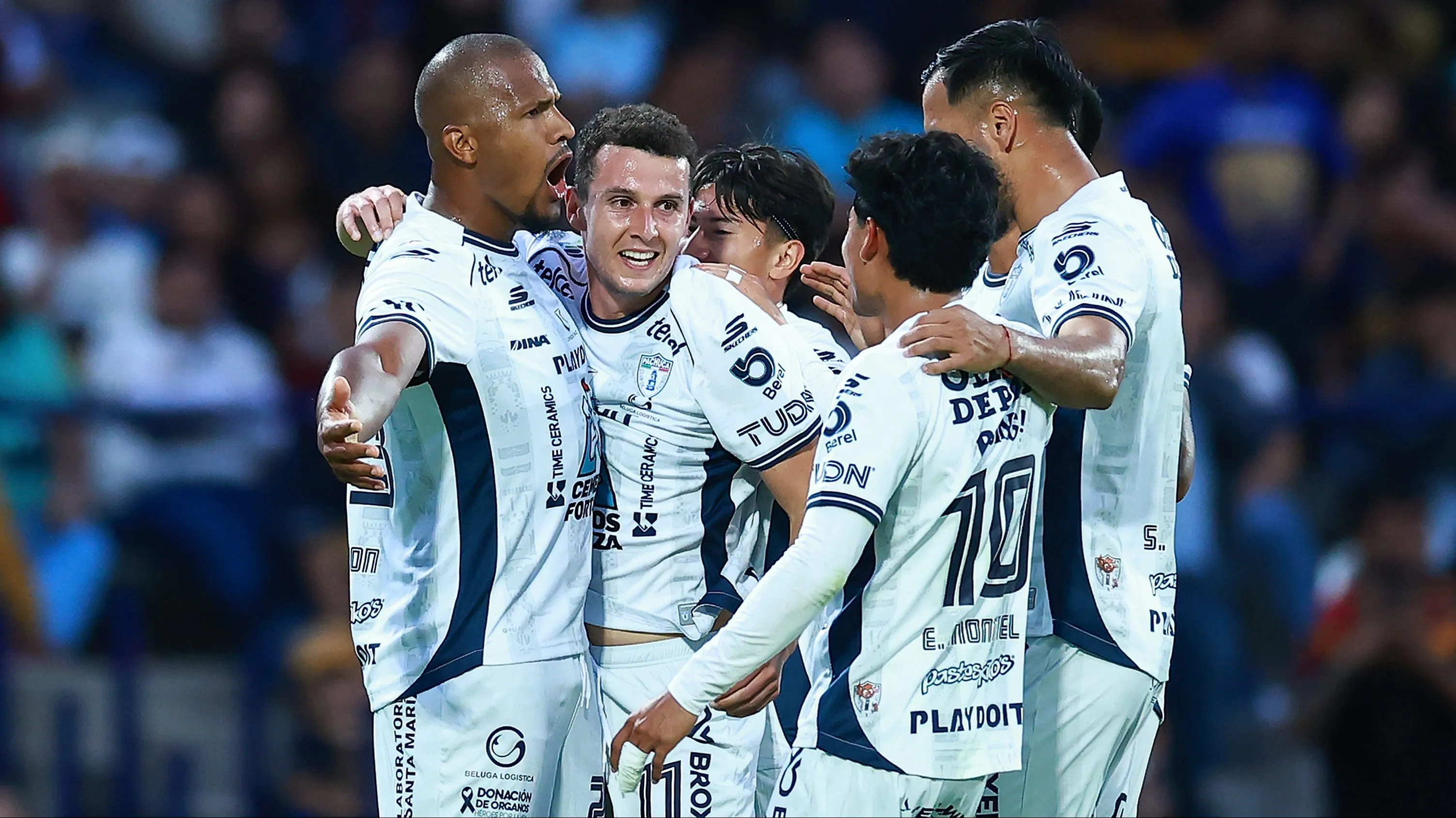 Pachuca goleó y arrancó primero [Foto: Getty]