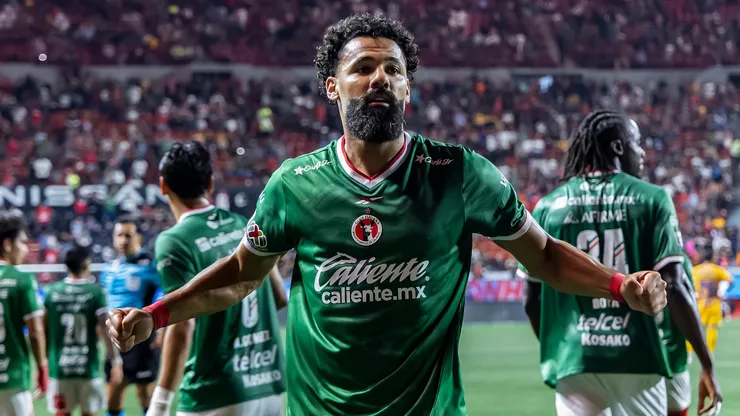 Mourad Daoudi, delantero de Tijuana, anotó un doblete en la primera jornada contra Tigres UANL.