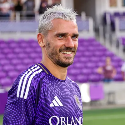 ¿Juega Antoine Griezmann en San José vs. Orlando City por la MLS 2026?