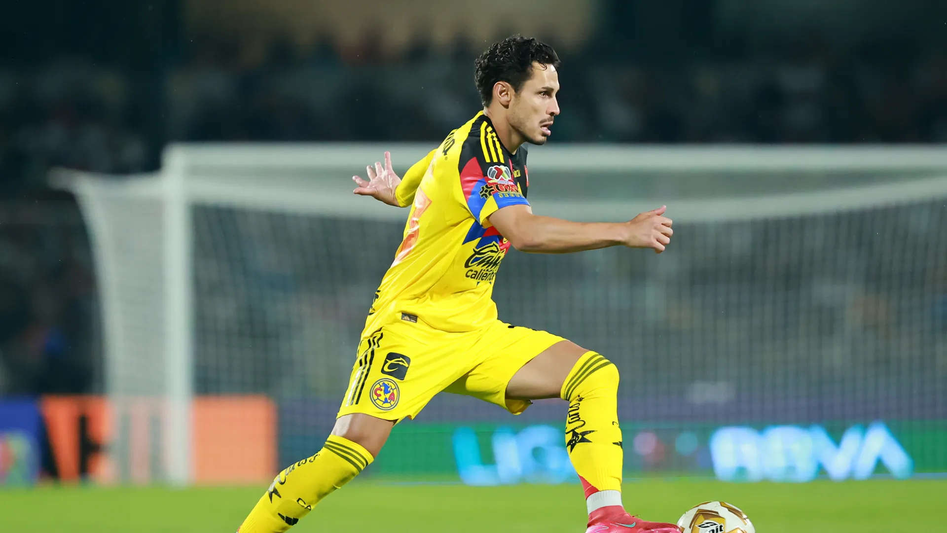 Raphael Veiga es el actual generador de juego del América. (GETTY IMAGES)