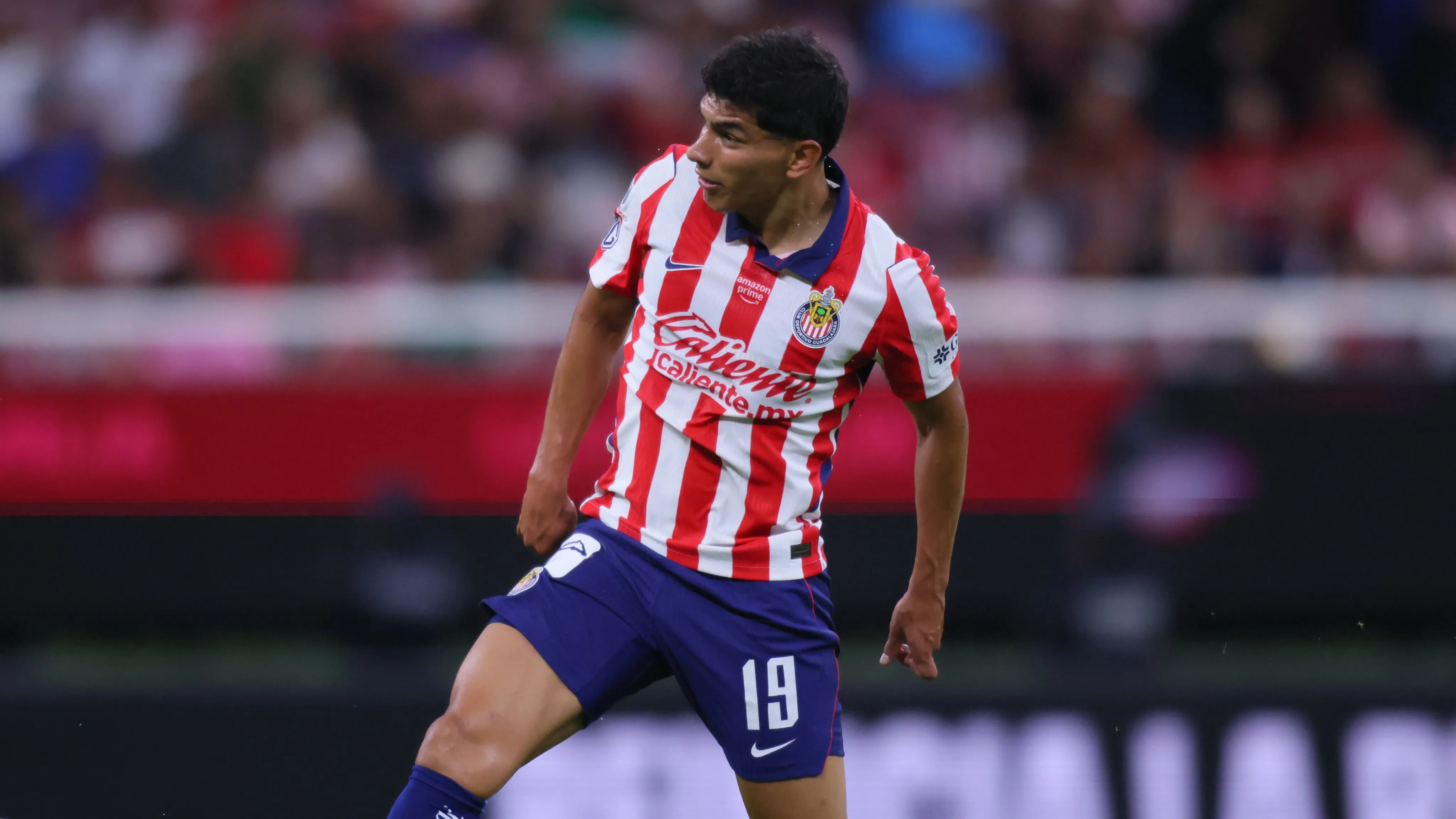Kevin Castañeda no fue al América y terminó en Chivas [Foto: Getty]