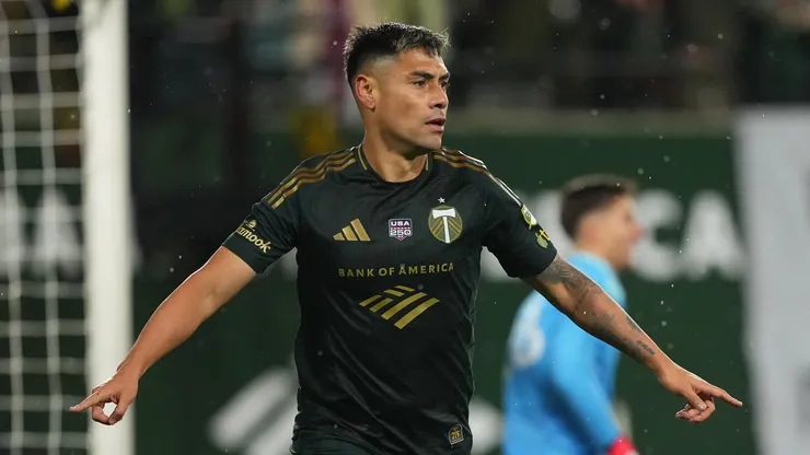 Felipe Mora vuelve a la Liga MX tras su paso por la MLS