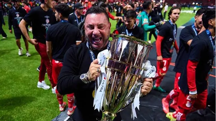 El DT escarlata va por otra Copa más.