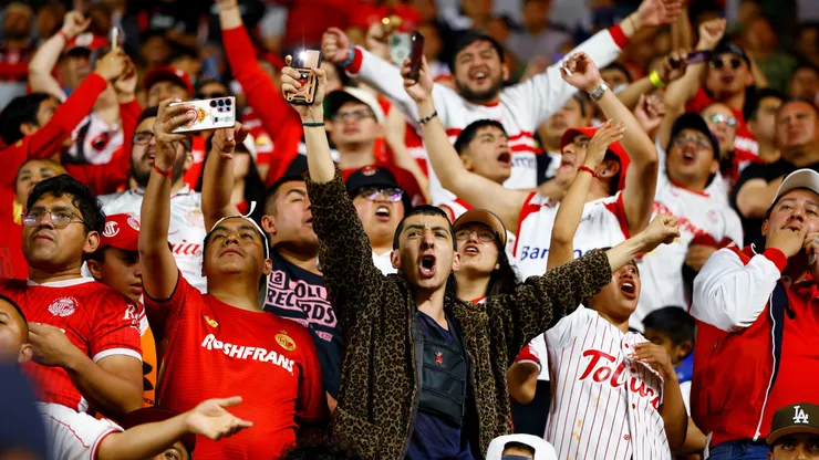 El enojo de los aficionados de Toluca.