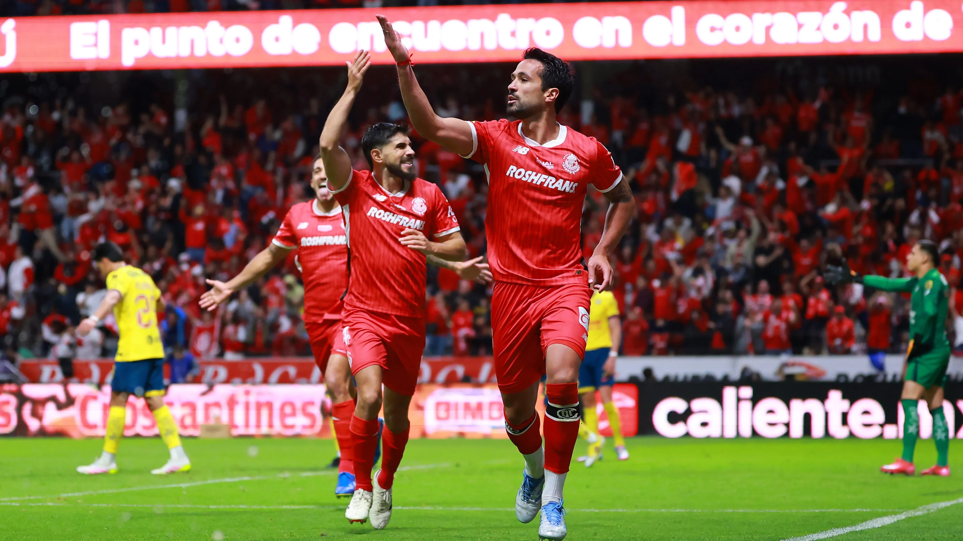 Luan y su gol histórico para Toluca [Foto: Getty]