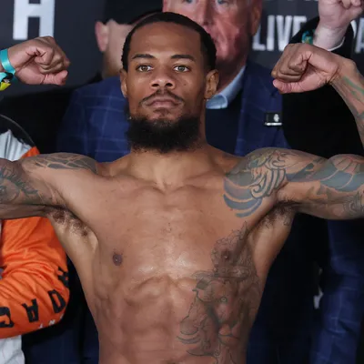 ¿Cuánto dinero obtuvo Lamont Roach por perder la pelea vs. William Camarón Zepeda?