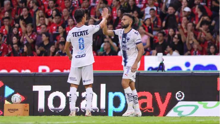 Rossi se estrenó en la red con Monterrey.
